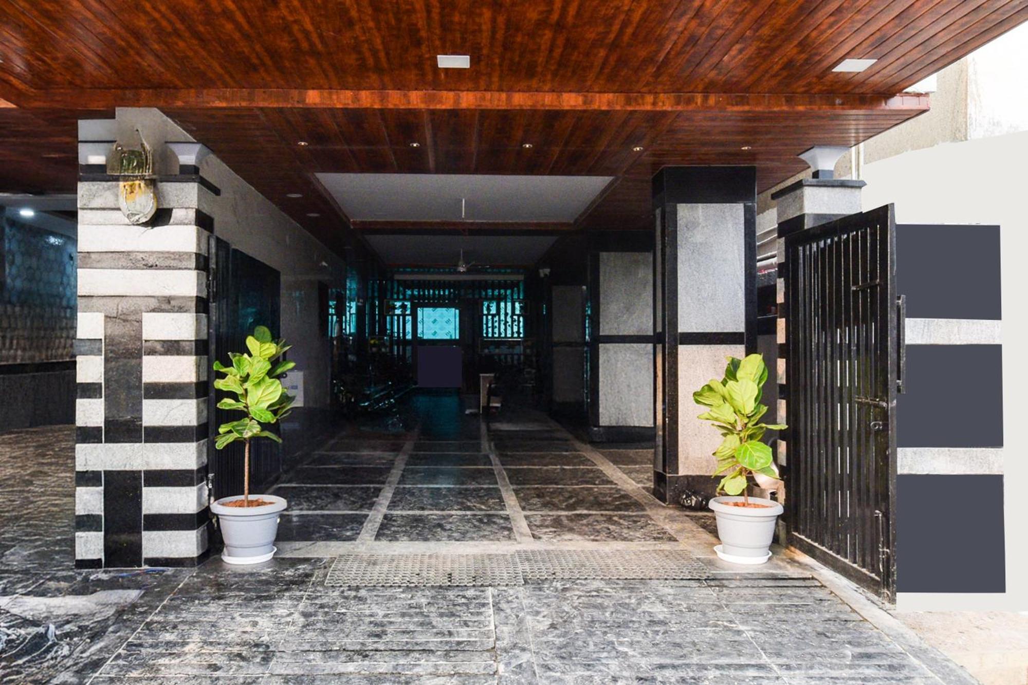 Super Collection O Gachibowli Phase - 1 Near Isb Hotel Exterior photo
